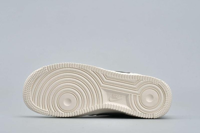 Nike Air Force 1 Low Nai Ke “The Bund” White/Laser Brown Chaussures Pas ...