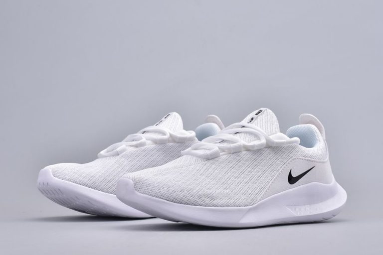 Nike Viale All White Running Shoes