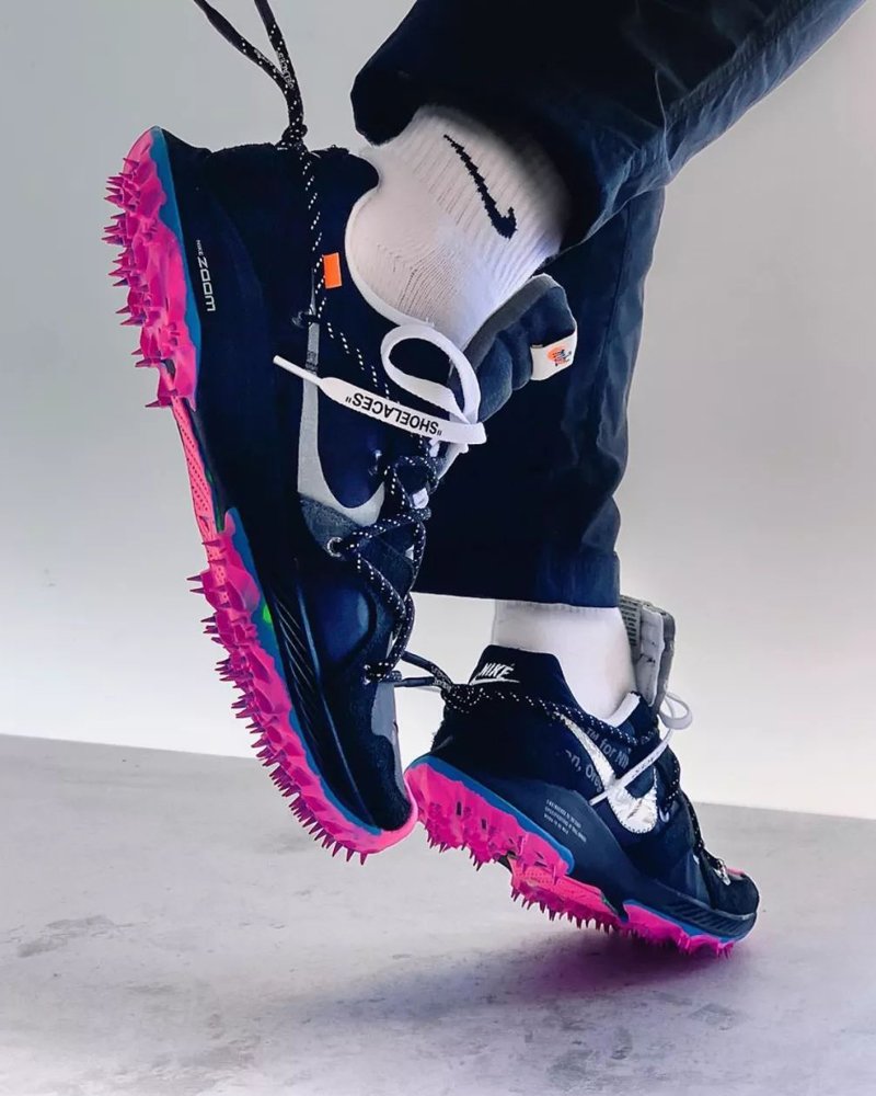 nike zoom off white terra