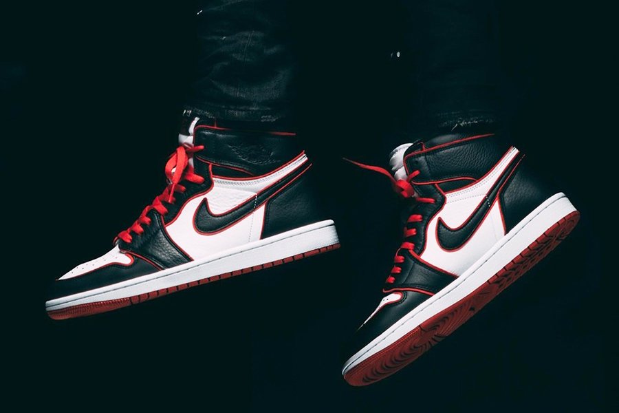 air jordan 1 bloodline foot locker