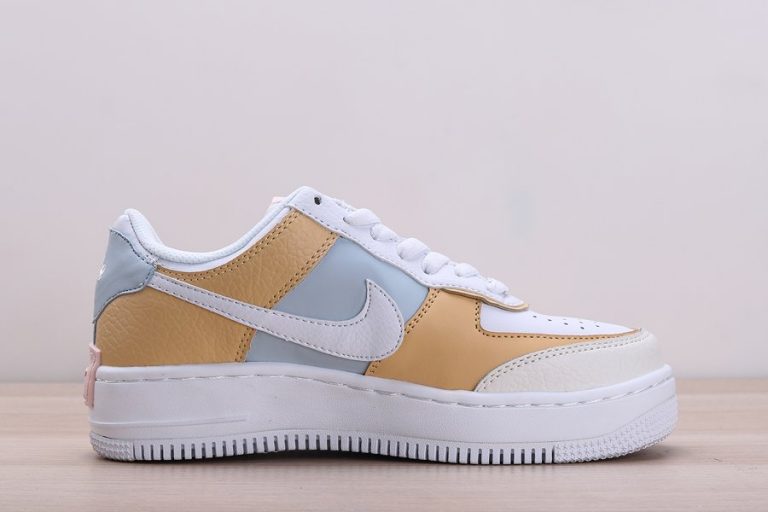 saldi nike air force 1 low shadow se spruce aura