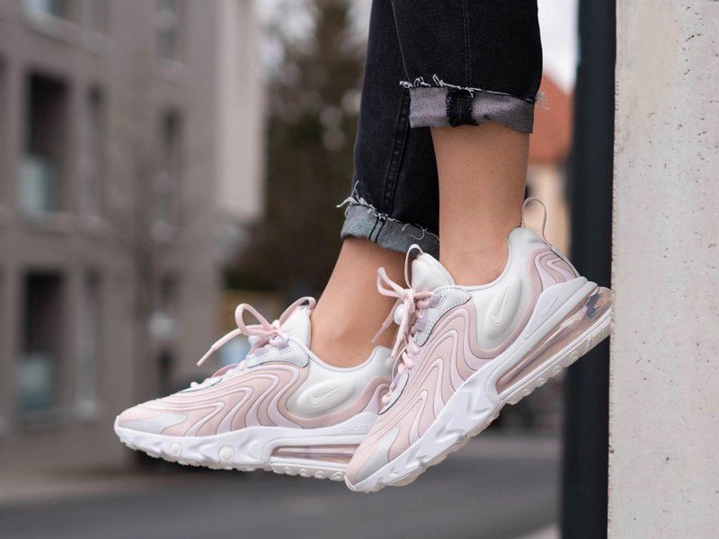 barely rose air max 270 react