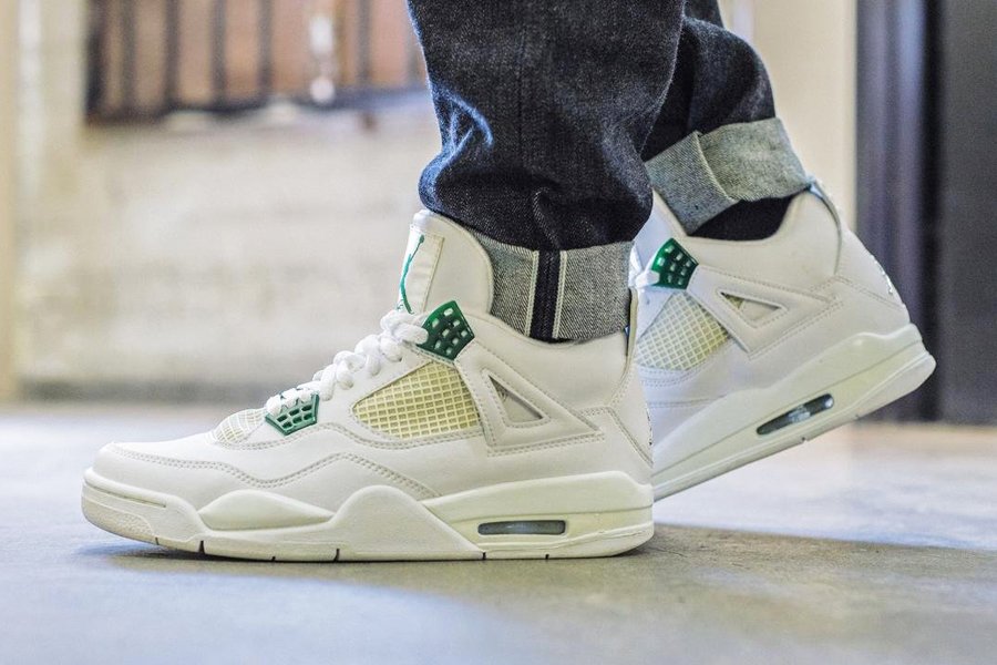 jordan retro 4 metallic green