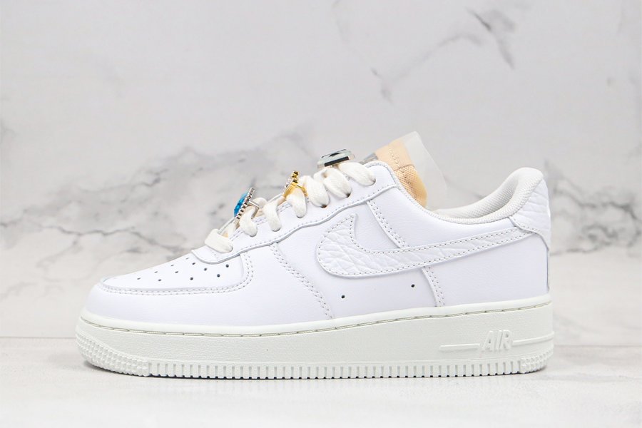 Men and Womens Nike Air Force 1 07 LX Bling In White To Buy