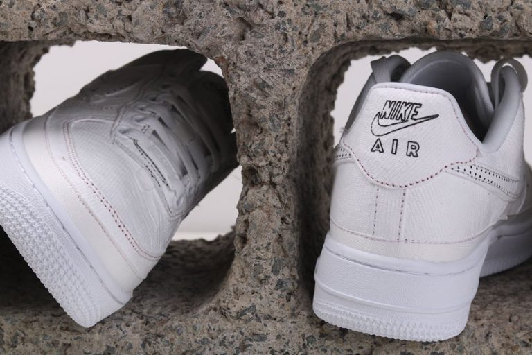 air force 1 lx tear away white