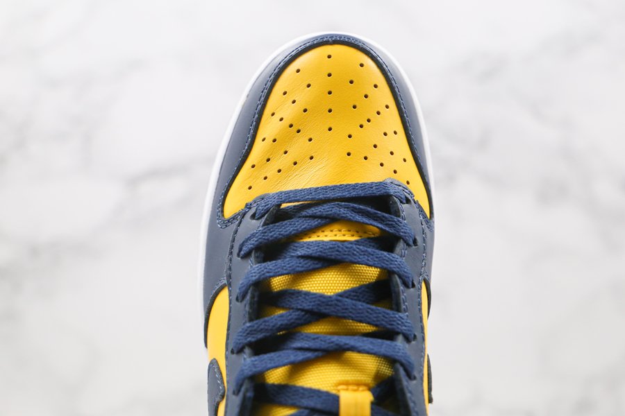 dunk low varsity maize michigan