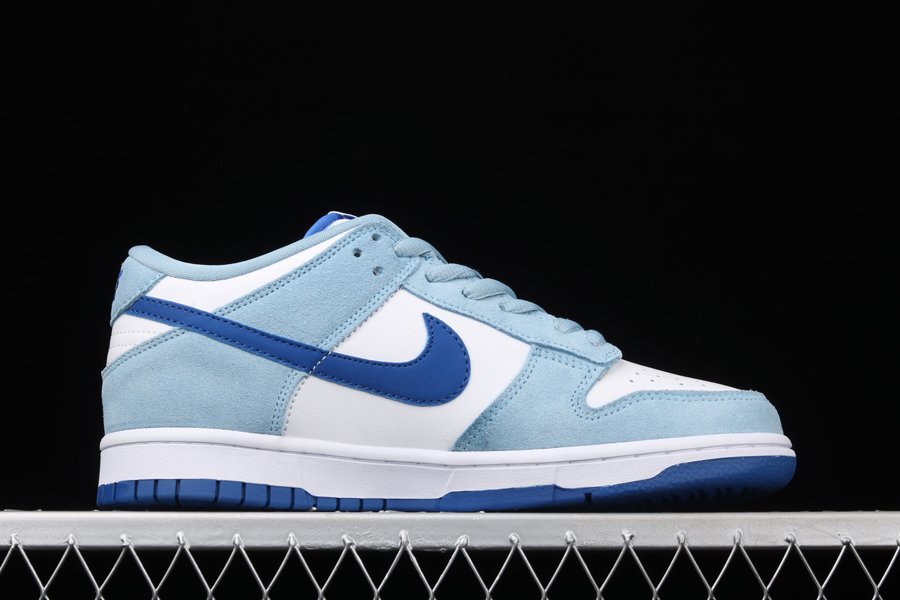 Nike Sb Dunk Low Light Bluewhite Dark Blue