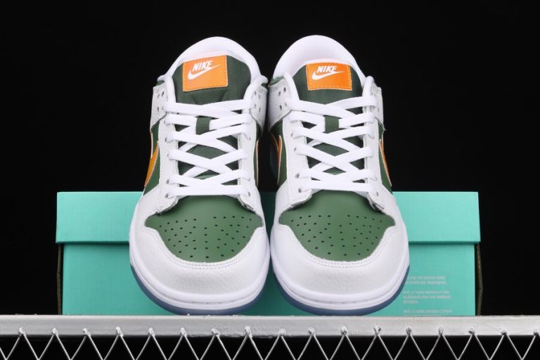 nike dunks sage green