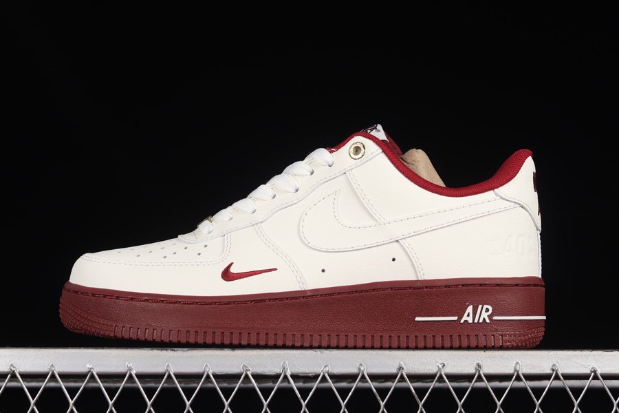 DQ7582-100 Nike Air Force 1 Low SE Sail Team Red